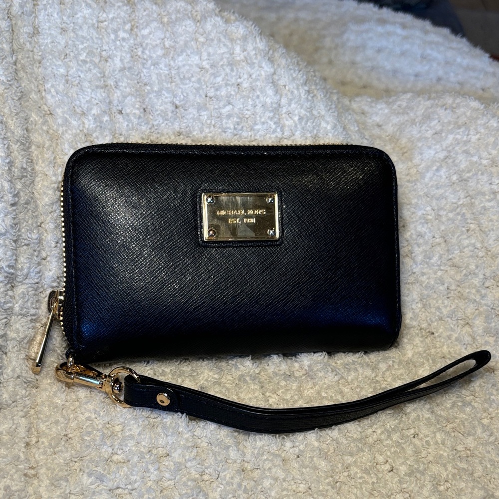 Michael Kors Black and Gold Wristlet